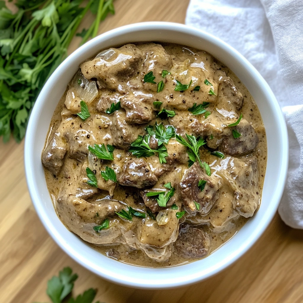 One-Pot Beef Stroganoff: The Ultimate Comfort Dish in Just 30 Minutes!