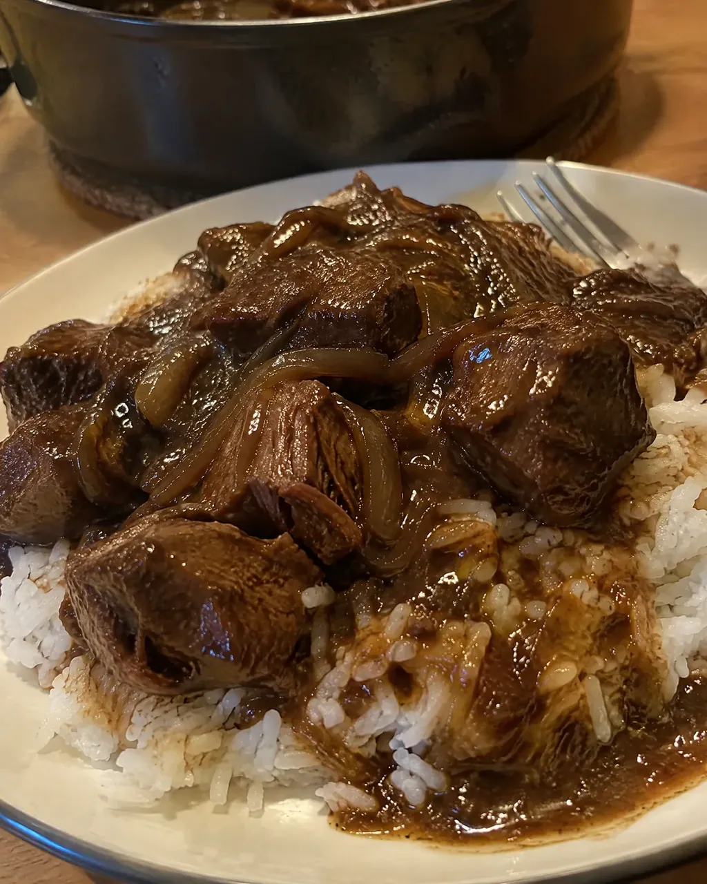 Beef Tips and Gravy Over Rice (Old-Fashioned, Simmered Low)